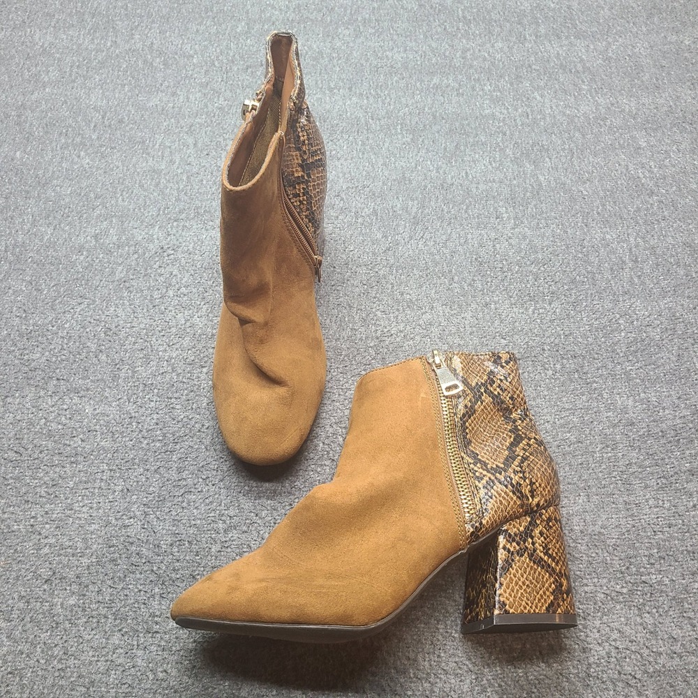 Bamboo Women's Tan Suede Snake Print Block Heel Ankle Boots Size 10